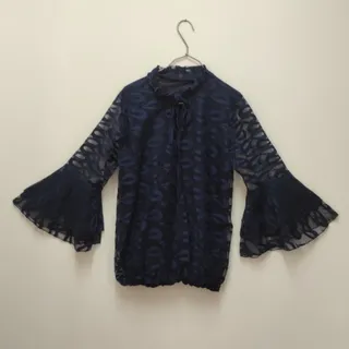 شومیز آستین کلوش