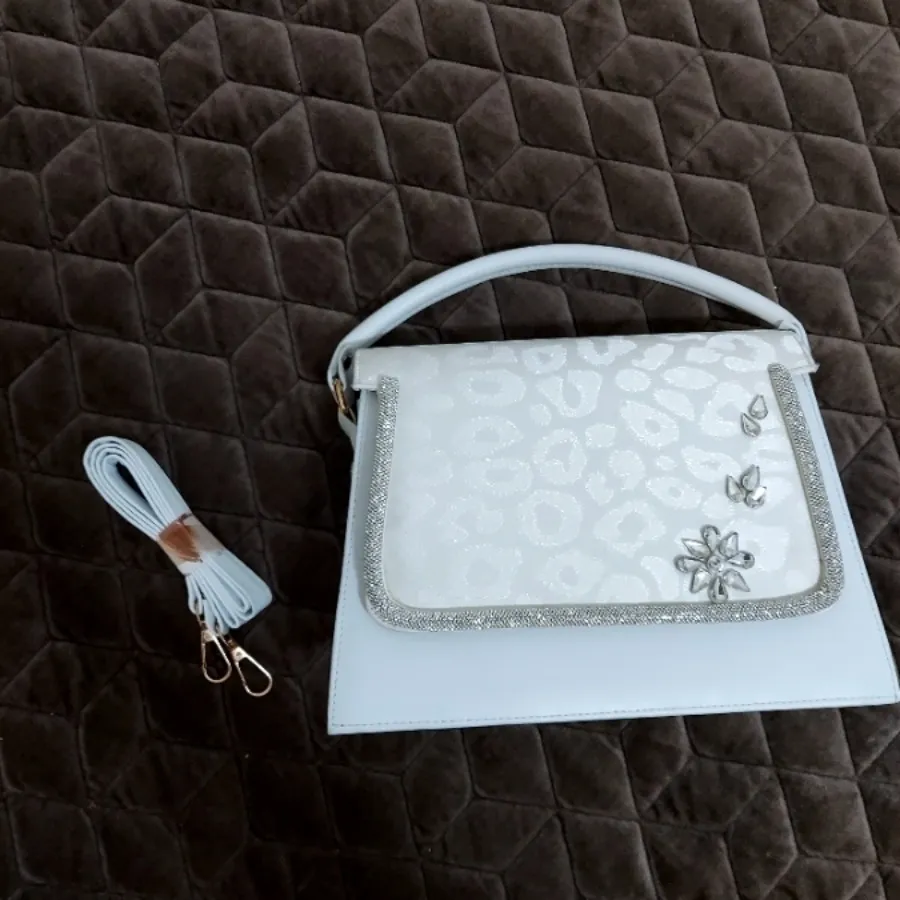 کیف سفید مجلسی