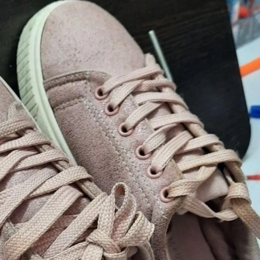 کفش اسپرت برند دفکتو