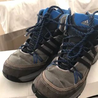 کفش کوه سبک