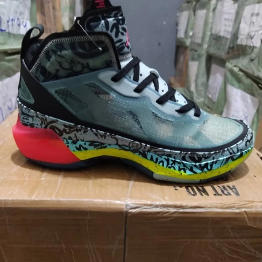 کفش ساق بلند