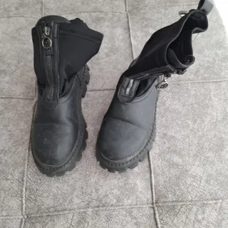 بوت دخترانه