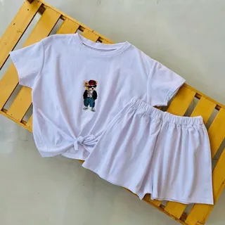 تیشرت و شلوارک