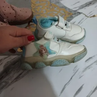 کفش دخترونه