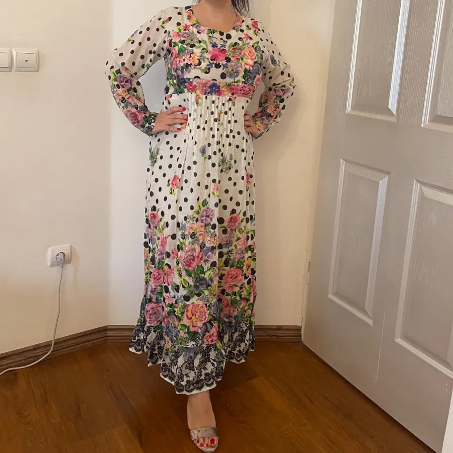 پیراهن زنونه