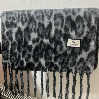 شال پشمی پلنگی