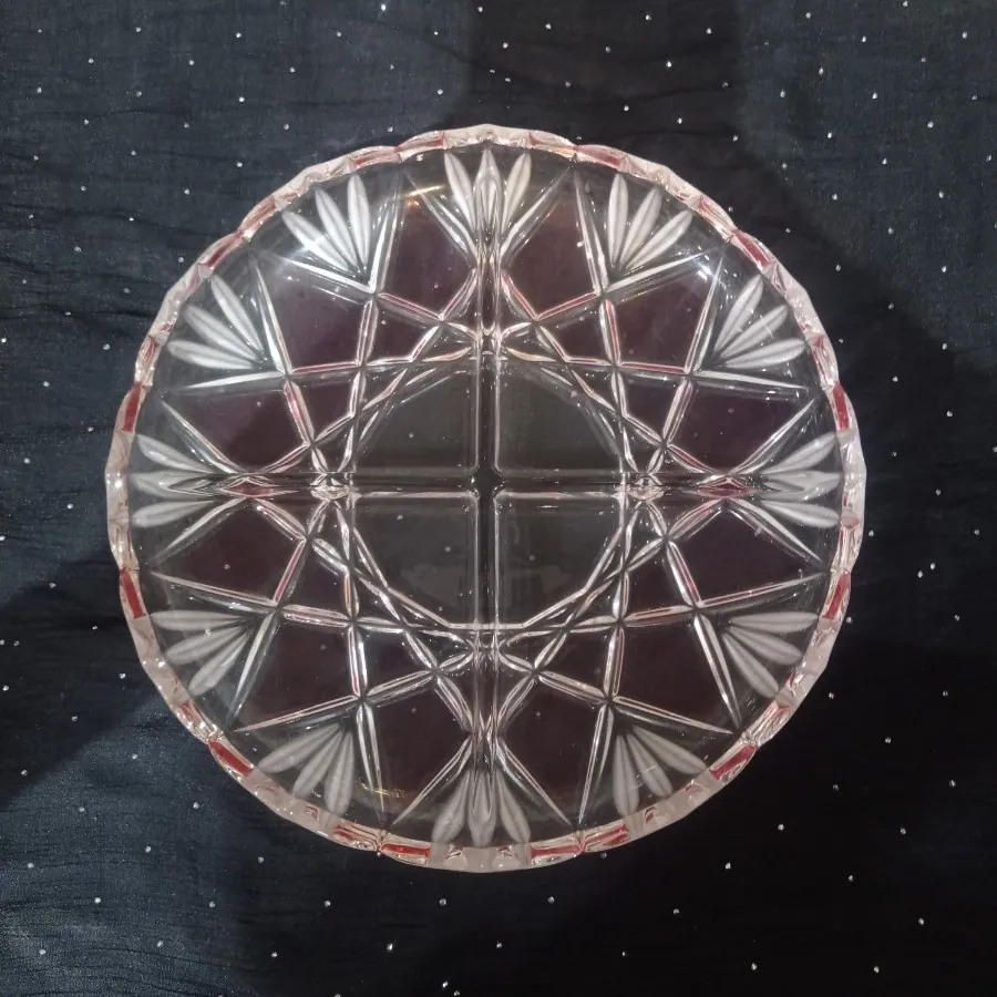 اردور والتر زاترن قرمز