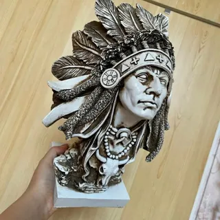 مجسمه سرخ پوست