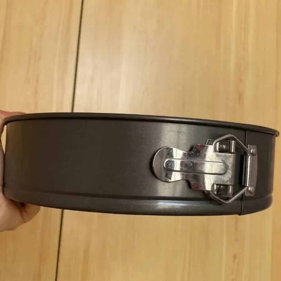 قالب کیک کمربندی