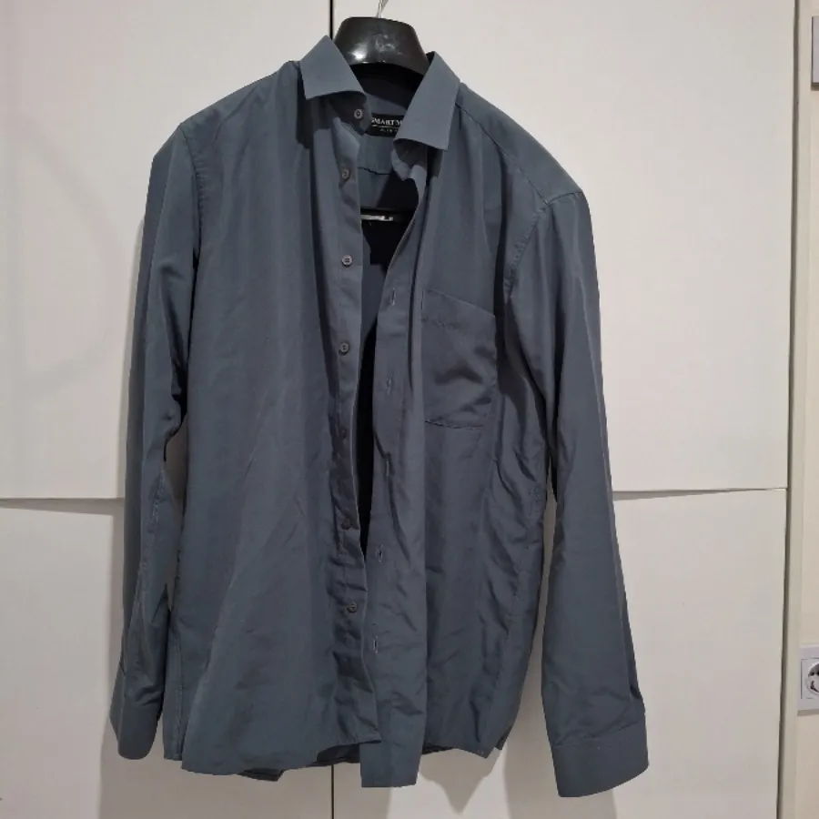 پیراهن مردانه