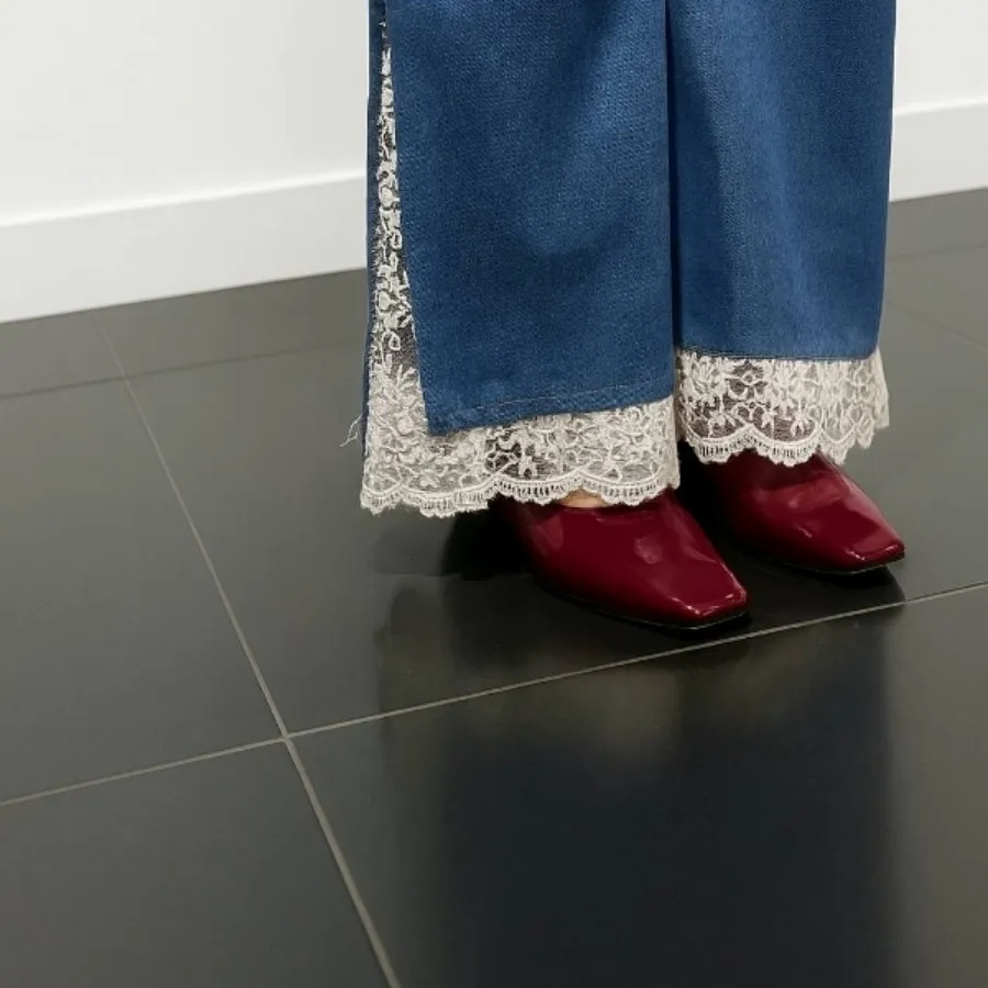 کفش کلاسیک آلبالویی