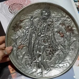 دیوارکوب برنجی قلمزنی