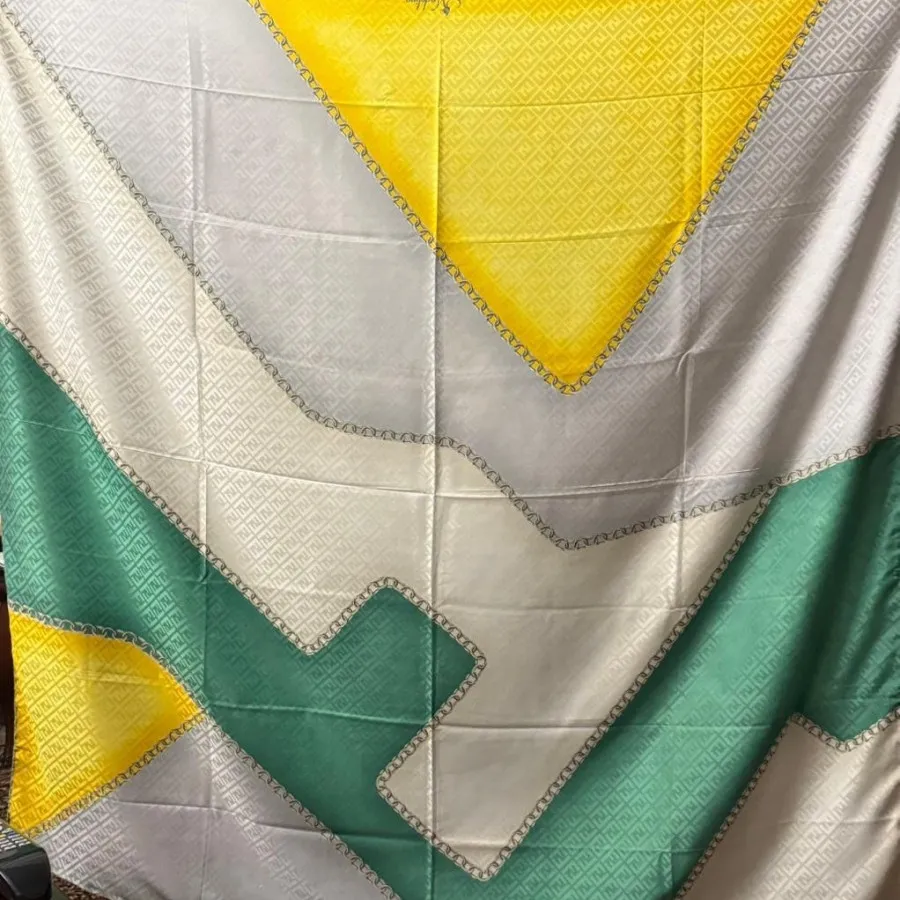 روسری ابریشم دوردست دوز