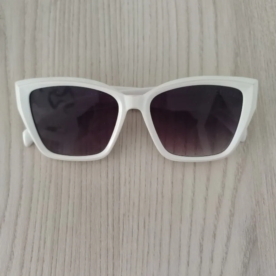 عینک آفتابی