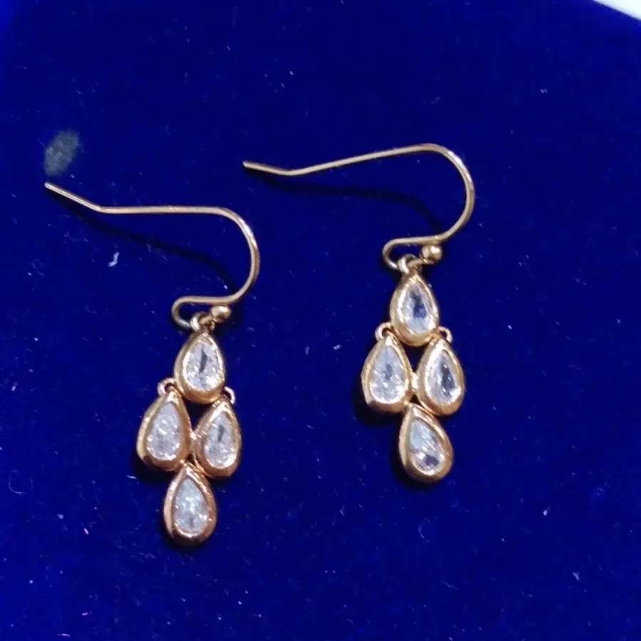 گوشواره اشک