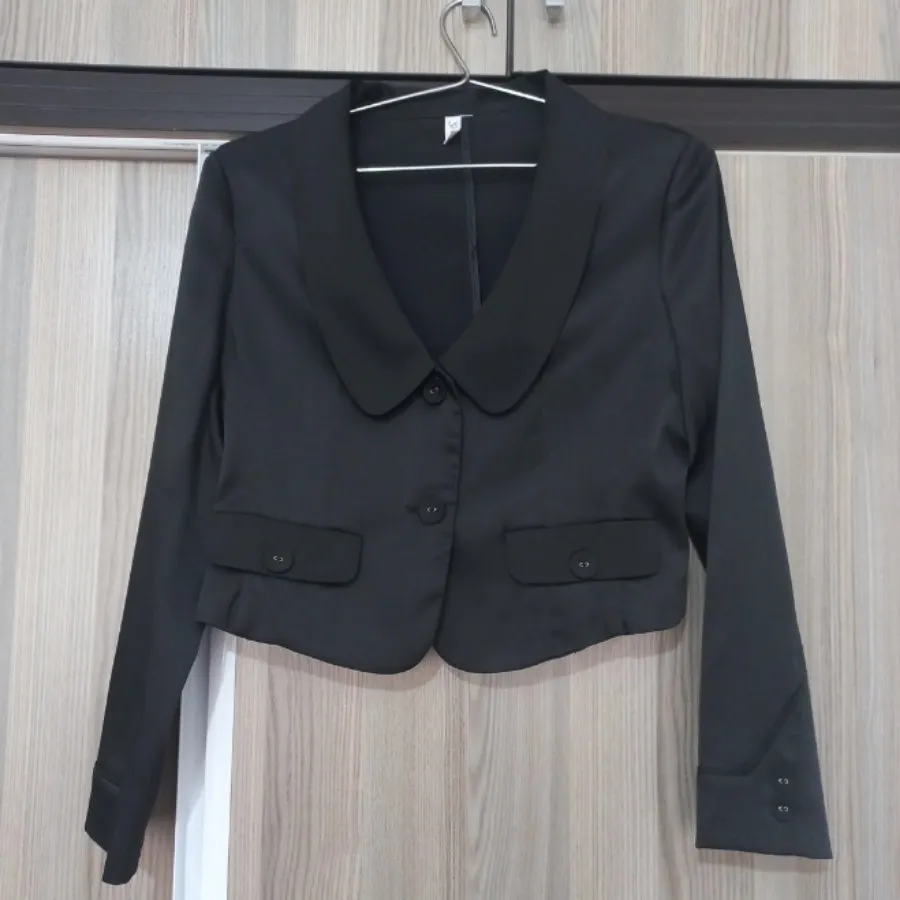 کراپ کت ساتن