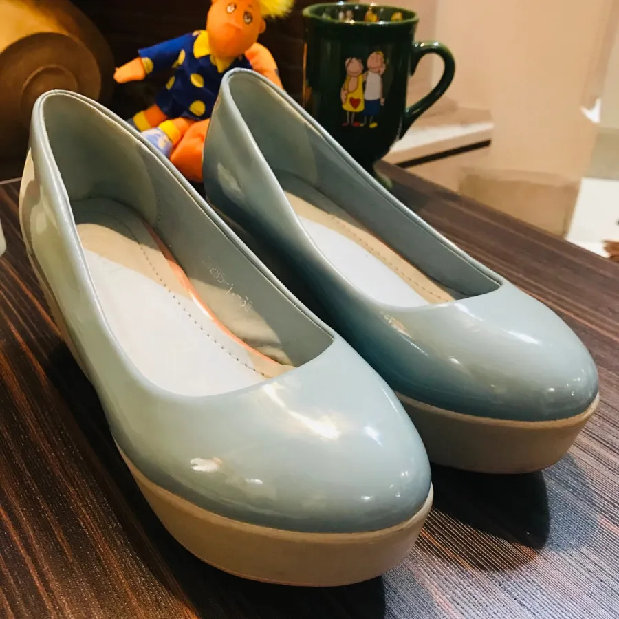 کفش وارداتی مسترکوالیتی