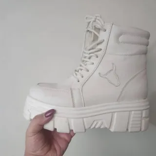 نیم بوت لژدار