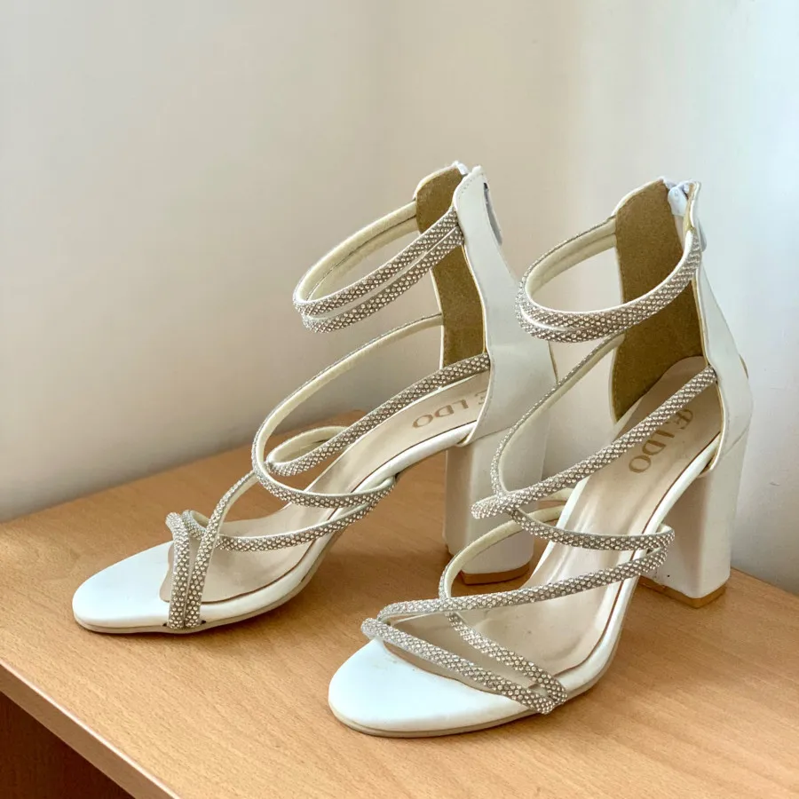 پاشنه بلند بندی