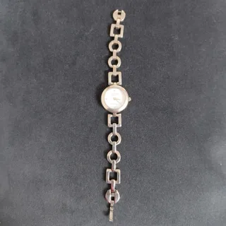 ساعت مچی زنانه