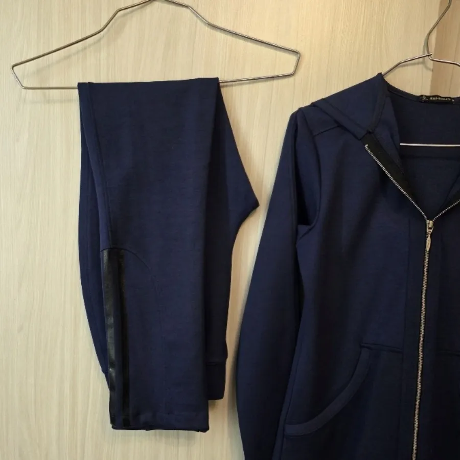 مانتو و شلوار ورزشی