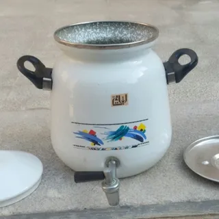 کتری شیردار