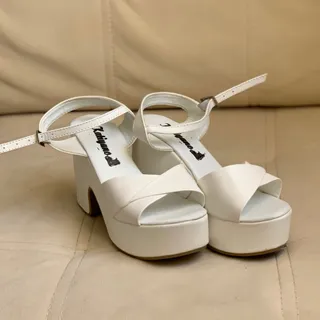 کفش لژ پاشنه بلند