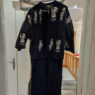 ساحلی با کت