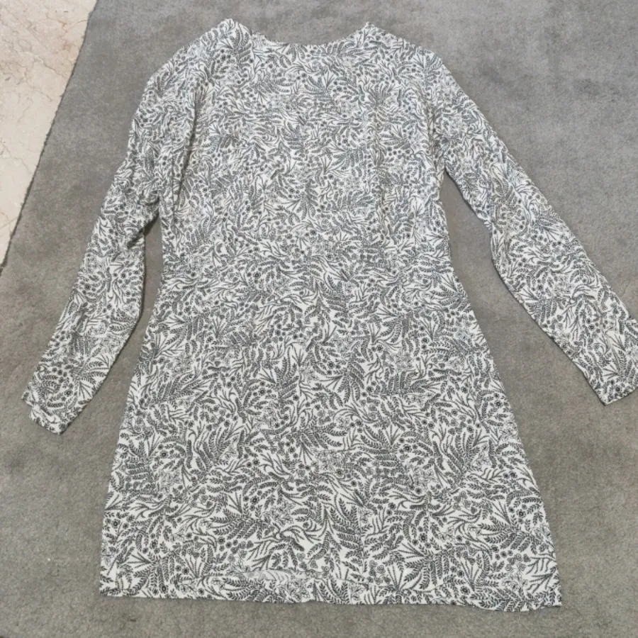 پیراهن اچ اند ام