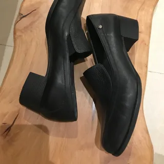 کفش چرم زنانه مشکی مات