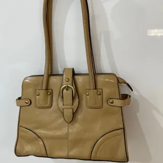 کیف چرم خارجی کرم