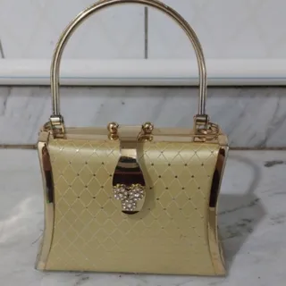 کیف فانتزی طلایی
