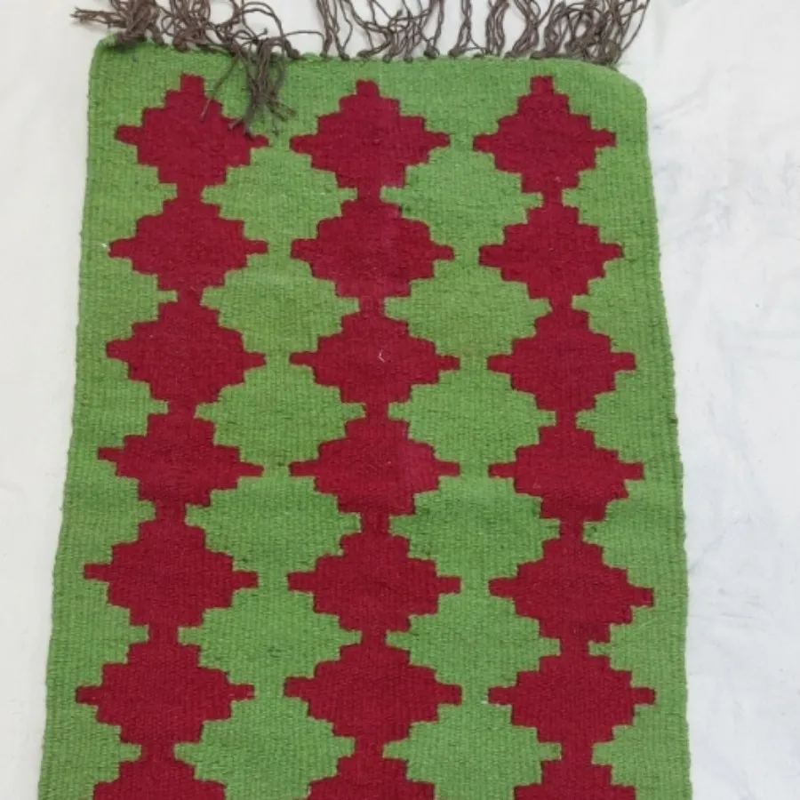 گلیم دستبافت پشمی