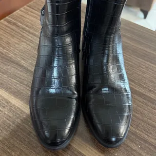 نیم بوت چرم الدو