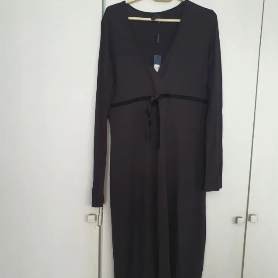 پیراهن گرم مشکی کشی