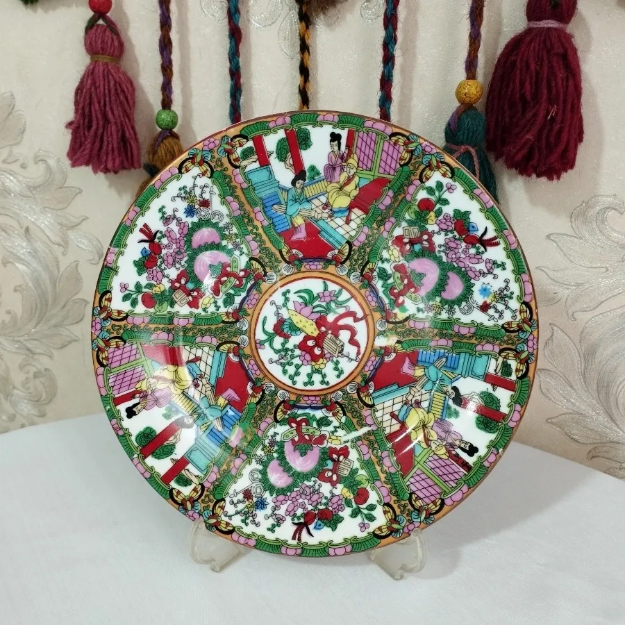 دیوارکوب گلمرغی