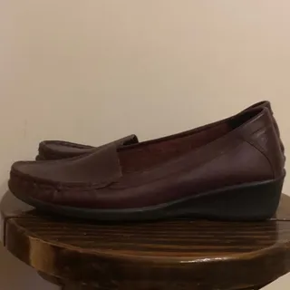 کفش زرشکی چرم برند shifer