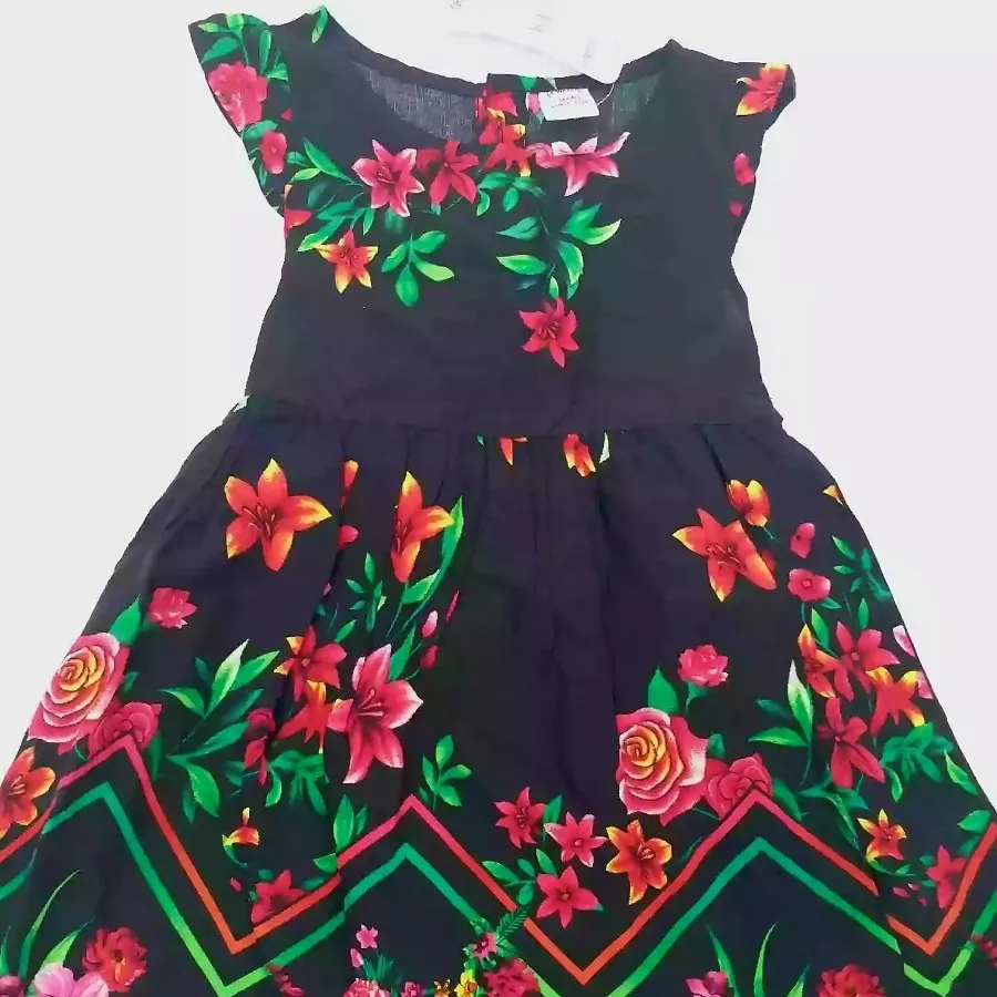 پیراهن دخترونه