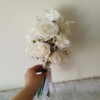 دسته‌گل مصنوعی عروس