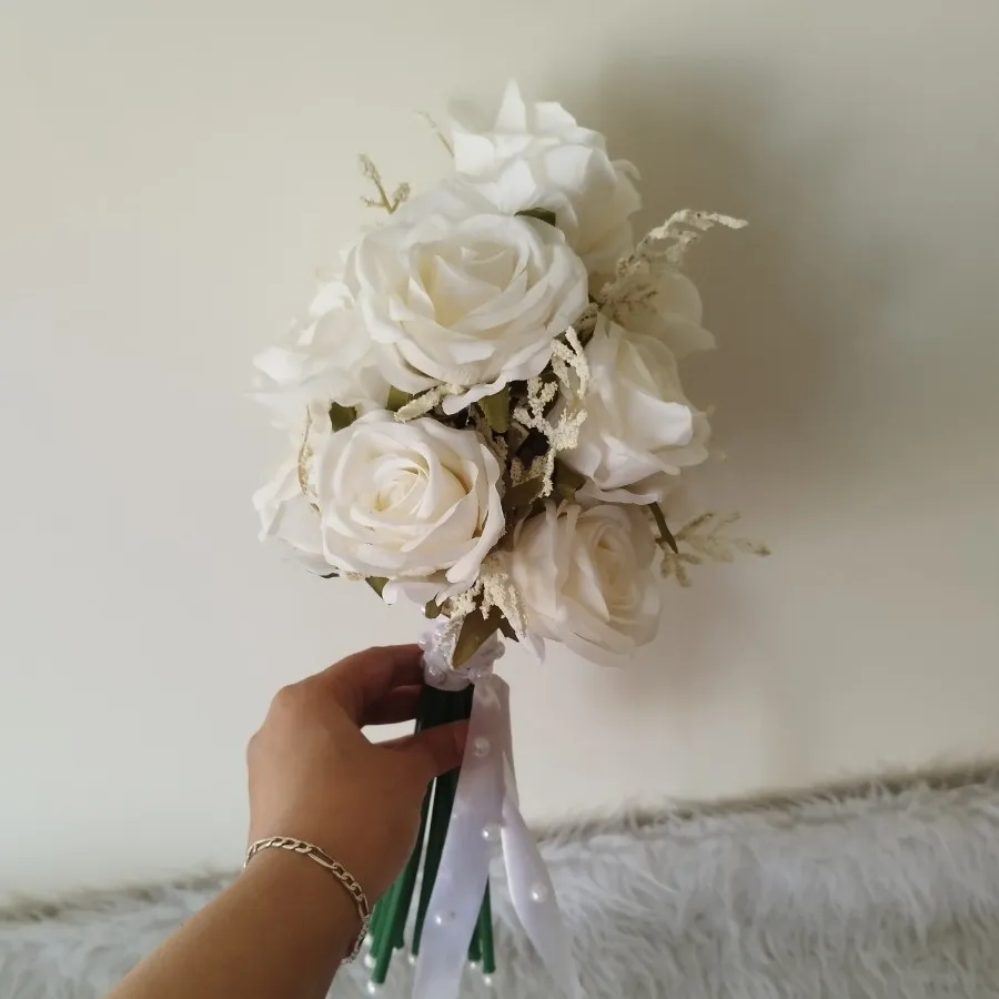 دسته‌گل مصنوعی عروس