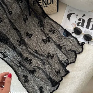 شال مخمل عنکبوتی