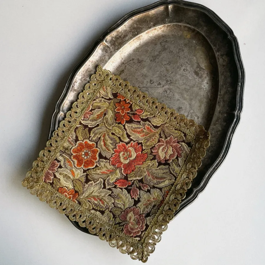 موتیف بلژیکی