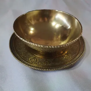 کاسه و بشقاب برنجی