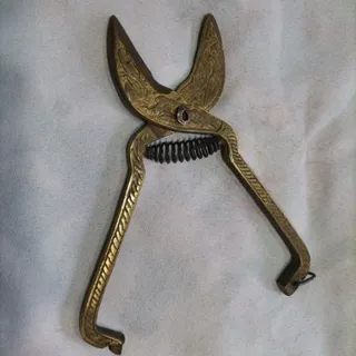 قندشکن برنجی قدیمی