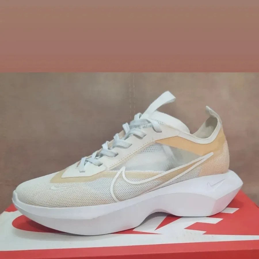 کتونی زنانه