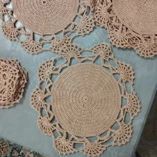 رومیزی زیر بشقابی