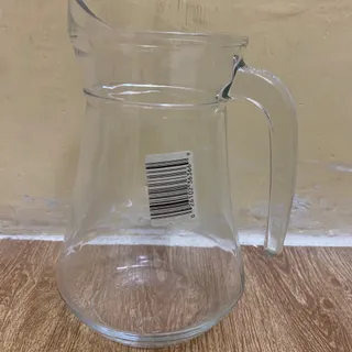 یک جفت پارچ قدیمی نو