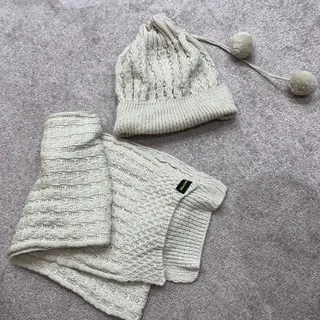 شالگردن و کلاه