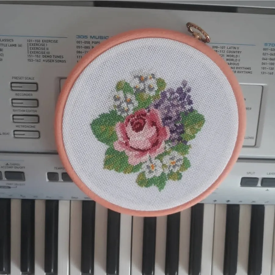 دیوارکوب بهار