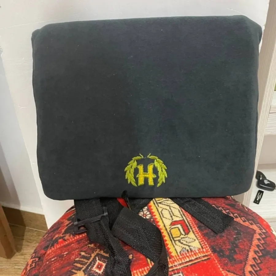 بالش پشت کمری ماشین